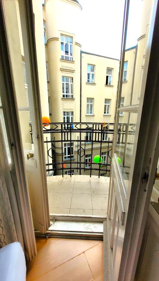 Central Station Hostel Варшава Экстерьер фото