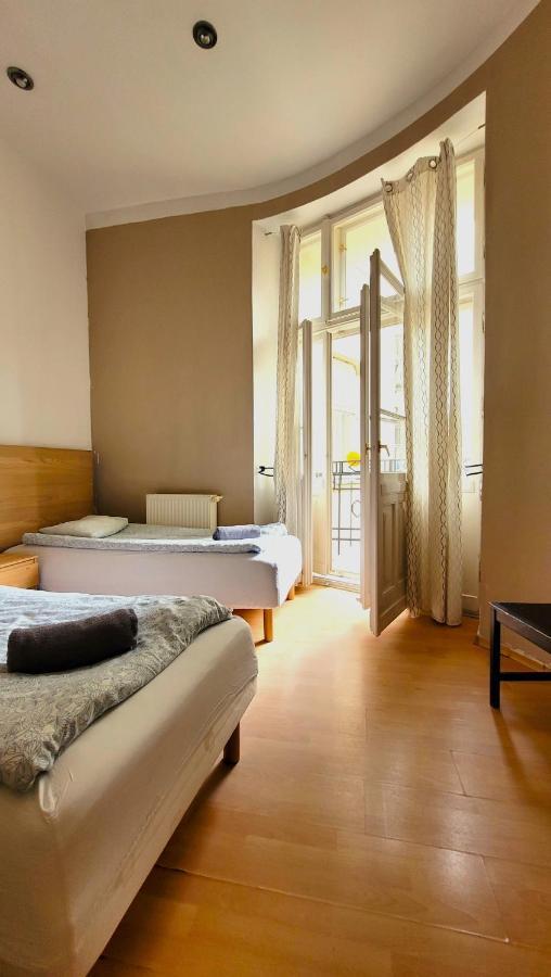 Central Station Hostel Варшава Экстерьер фото